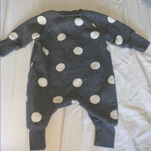H&M One Pieces - Baby boy/girl H&M zip up jumpsuit H&M One Pieces - Baby boy/girl H&M zip up jumpsuit